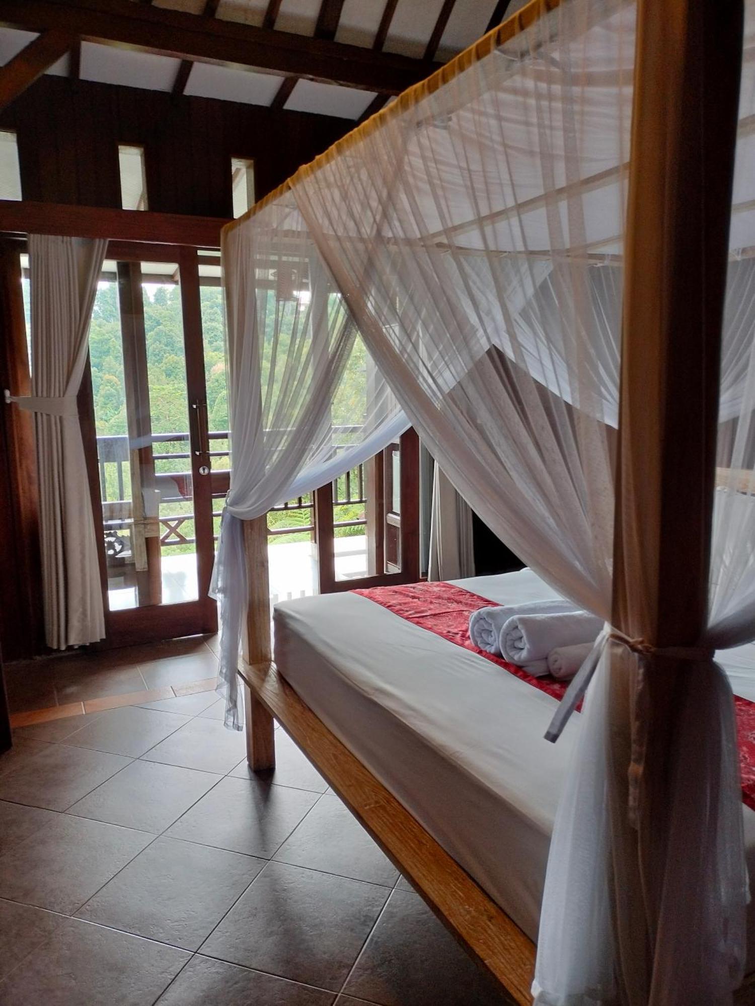 Hotel Bintang Munduk Chambre photo